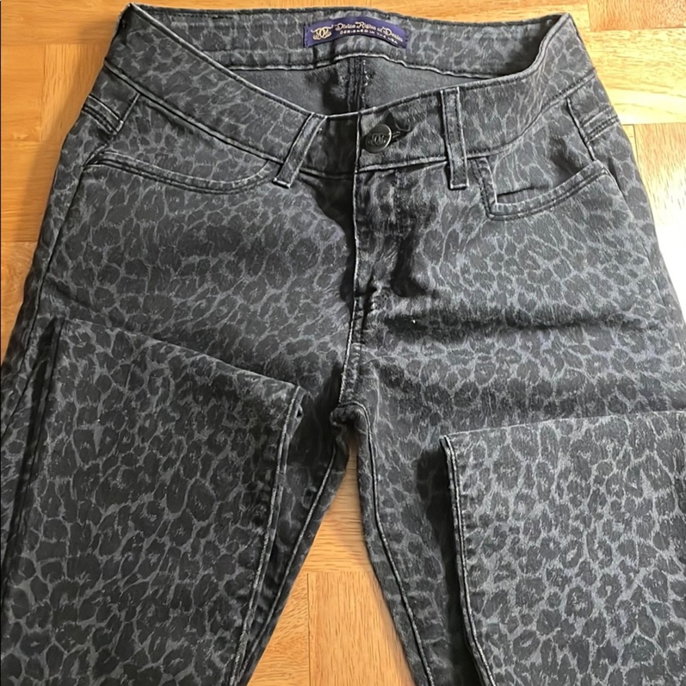 Divine Rights of Denim Size 26 Jeans